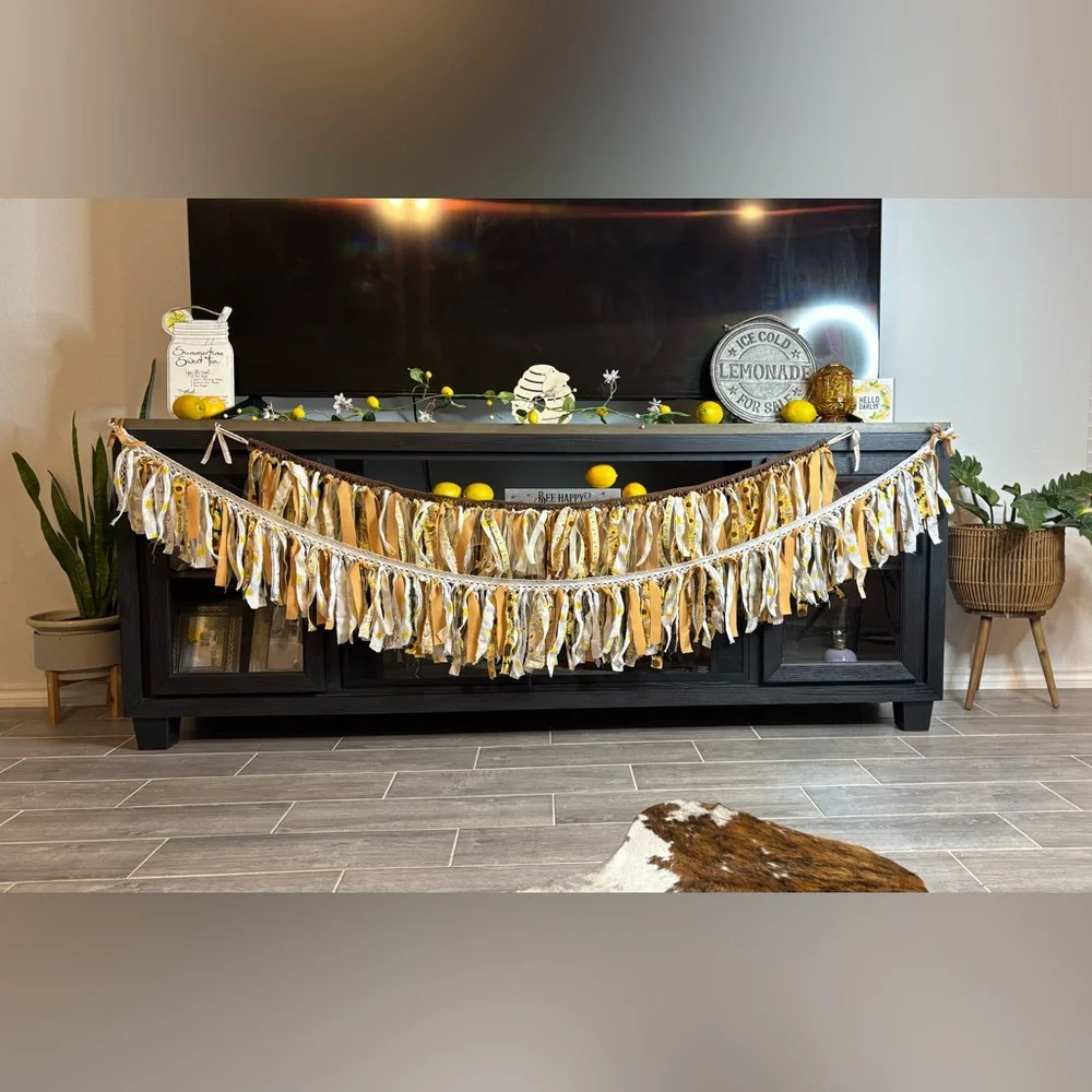 NWT Summer Boho Fabric Garland